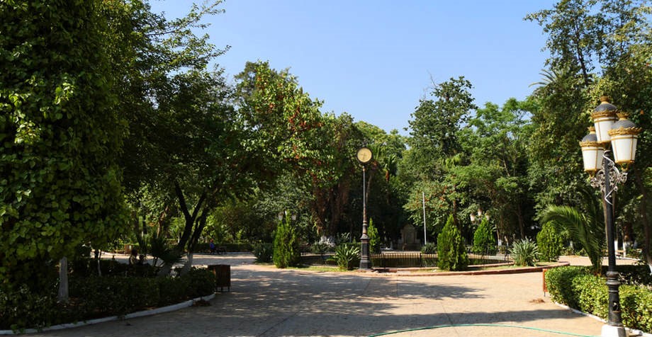 Patrice-Lumumba Garden (Jardin Bizot) in Blida